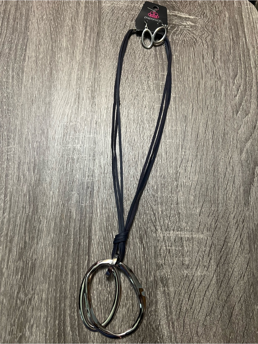 5paparazzi Black Cord Necklace With Silver Tone Circle And Earring Set